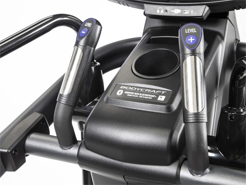 E1000 Elliptical Main|E1000 Elliptical Side|Foot Pedals|Quick Adjust Handles|Drink Holder|9 Inch LCD Console|10 inch Entertainment Console|16 inch Entertainment Console