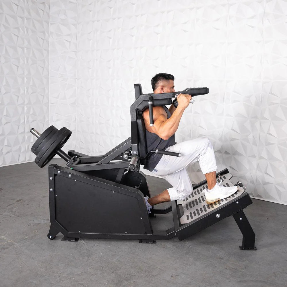 One legged hack squat in use