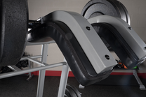 Leverage Squat |