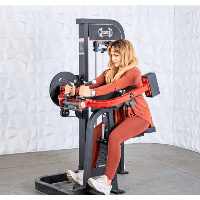 Athlete using the triceps extension function